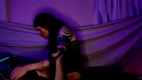 Glow Goddess online show from 09.10.25