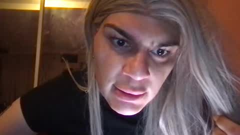 Glow Goddess online show from 01.06.26