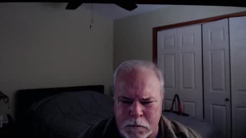 Snapshot of gmctruckguy chatting on 12.19.25 gmctruckguy online show from 12.19.25
