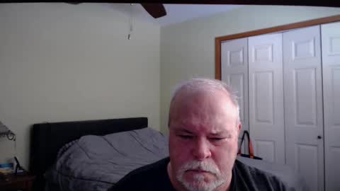 Snapshot of gmctruckguy chatting on 02.10.26 gmctruckguy online show from 02.10.26