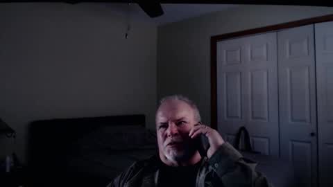 Snapshot of gmctruckguy chatting on 02.18.26 gmctruckguy online show from 02.18.26