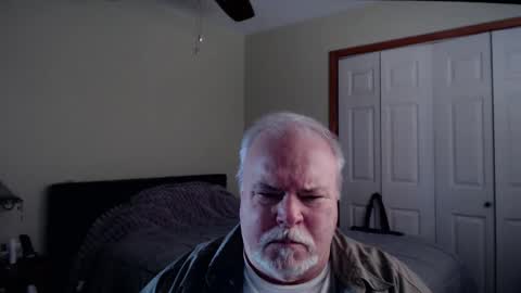 Snapshot of gmctruckguy chatting on 03.08.26 gmctruckguy online show from 03.08.26