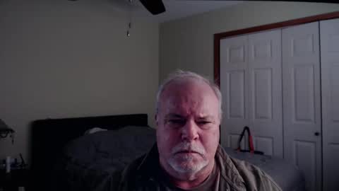 Snapshot of gmctruckguy chatting on 04.01.26 gmctruckguy online show from 04.01.26