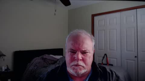 Snapshot of gmctruckguy chatting on 04.09.26 gmctruckguy online show from 04.09.26