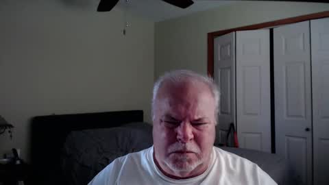 Snapshot of gmctruckguy chatting on 04.26.26 gmctruckguy online show from 04.26.26