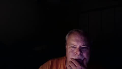 Snapshot of gmctruckguy chatting on 04.29.26 gmctruckguy online show from 04.29.26