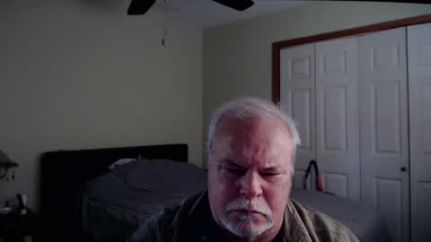 Snapshot of gmctruckguy chatting on 05.02.26 gmctruckguy online show from 05.02.26