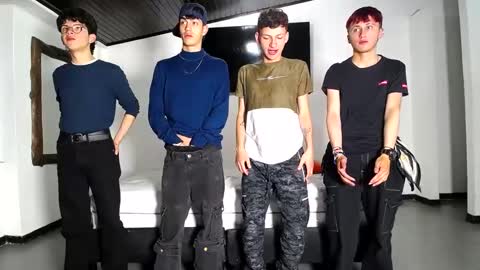 THOMAS AND DAMIAND online show from 09.26.25