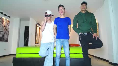 THOMAS AND DAMIAND online show from 11.25.25