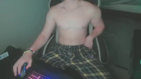 Snapshot of gnr_xxx chatting on 09.23.25 G online show from 09.23.25