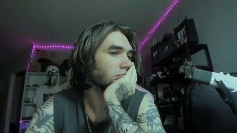 Snapshot of go_v_cs chatting on 01.16.26 NPC online show from 01.16.26