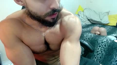 god hunkules online show from 12.15.25