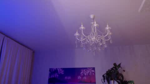 Snapshot of goddes_goldie chatting on 10.22.25 Goldie online show from 10.22.25