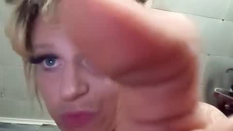 Snapshot of goddess0505 chatting on 02.27.25 goddess0505 online show from 02.27.25