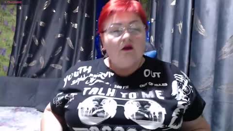 Snapshot of goddess57 chatting on 01.12.25 Goddess online show from 01.12.25