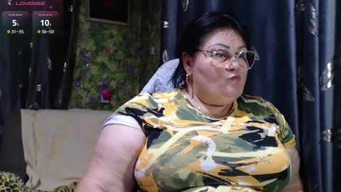 Snapshot of goddess57 chatting on 09.10.25 Goddess online show from 09.10.25