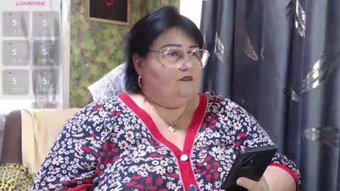 Snapshot of goddess57 chatting on 09.11.25 Goddess online show from 09.11.25