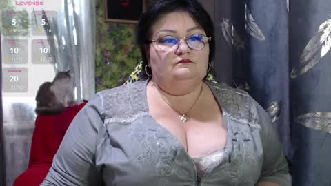 Snapshot of goddess57 chatting on 10.14.25 Goddess online show from 10.14.25