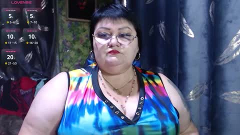 Snapshot of goddess57 chatting on 10.19.25 Goddess online show from 10.19.25