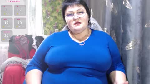 Snapshot of goddess57 chatting on 10.20.25 Goddess online show from 10.20.25