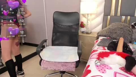 Snapshot of goddess__lilith_ chatting on 02.21.25 Lilith online show from 02.21.25