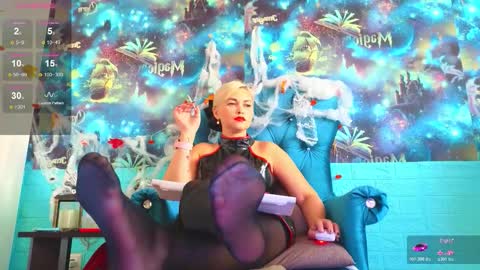 Mrs. Isabella online show from 10.20.25