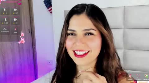 Mia online show from 09.29.25