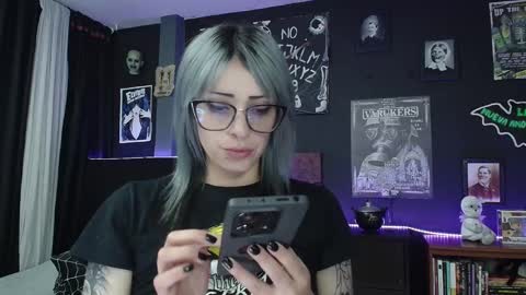 Snapshot of goddess_mortem chatting on 11.25.25 Mortem model independientfollow me on my telegram channel online show from 11.25.25