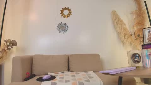 Victoria Ocaso online show from 10.13.25