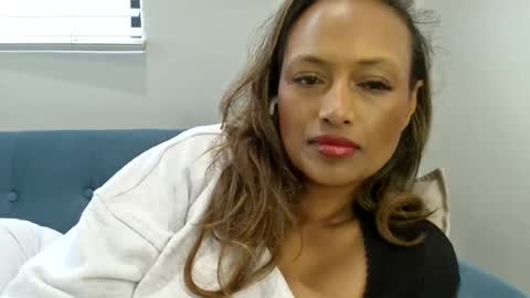 Snapshot of goddessalayna2424 chatting on 06.14.26 goddessalayna2424 online show from 06.14.26