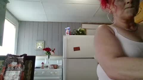 Snapshot of goddessalizee chatting on 06.16.26 goddessalizee online show from 06.16.26