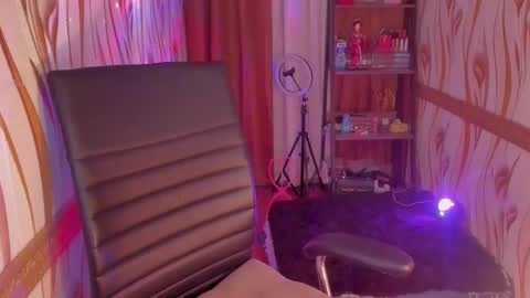 Barbie Brown online show from 12.10.24