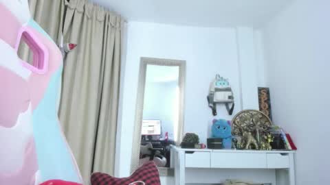 Goddess Jessica and slave Roger online show from 12.04.25