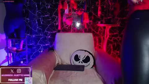 Goddes Juliette Noiir online show from 04.17.26