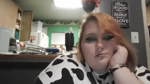 Snapshot of goddesskay30 chatting on 09.17.25 goddesskay30 online show from 09.17.25