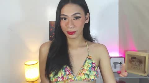 Kyla and Nian online show from 10.26.25