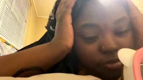 Snapshot of goddessnyia chatting on 02.03.25 goddessnyia online show from 02.03.25