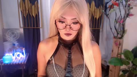 quinnie online show from 01.13.25