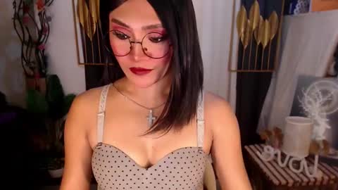 quinnie online show from 02.08.25