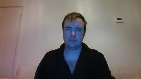 Snapshot of gogo12104 chatting on 02.08.25 jme online show from 02.08.25