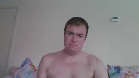 Snapshot of gogo12104 chatting on 10.13.25 jme online show from 10.13.25