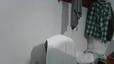 goinwild8900 online show from 12.26.24