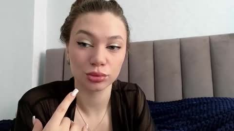 Flora online show from 03.19.26