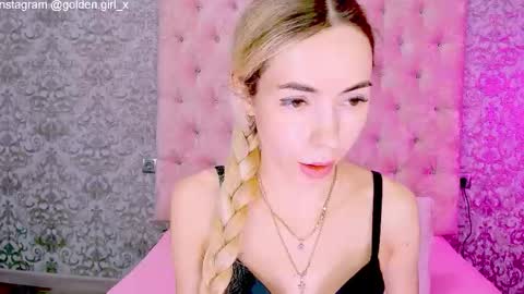 golden girl   online show from 10.18.25