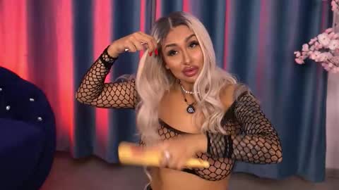 GoldenAmberX online show from 11.29.25