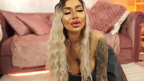 GoldenAmberX online show from 03.07.26