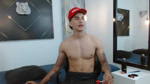   online show from 04.07.26