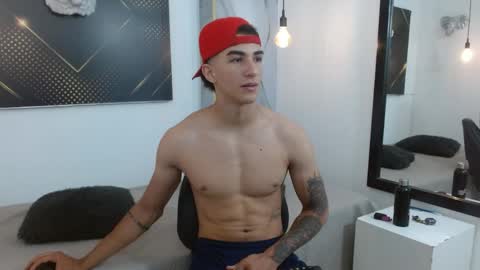   online show from 04.10.26