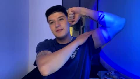 goldenknight33 online show from 11.20.25