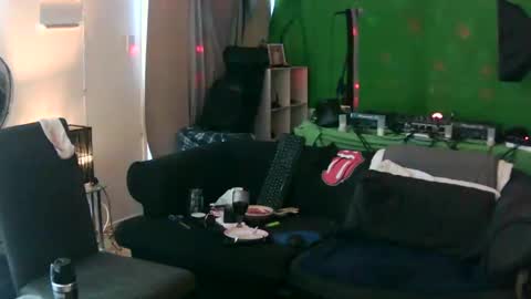 goldyguy011 online show from 01.19.25